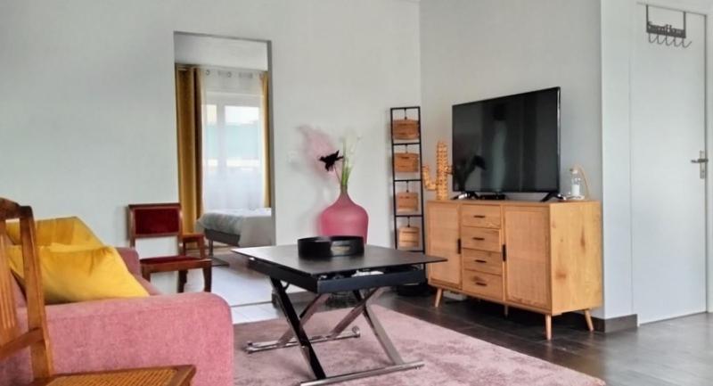 Appartement По Экстерьер фото