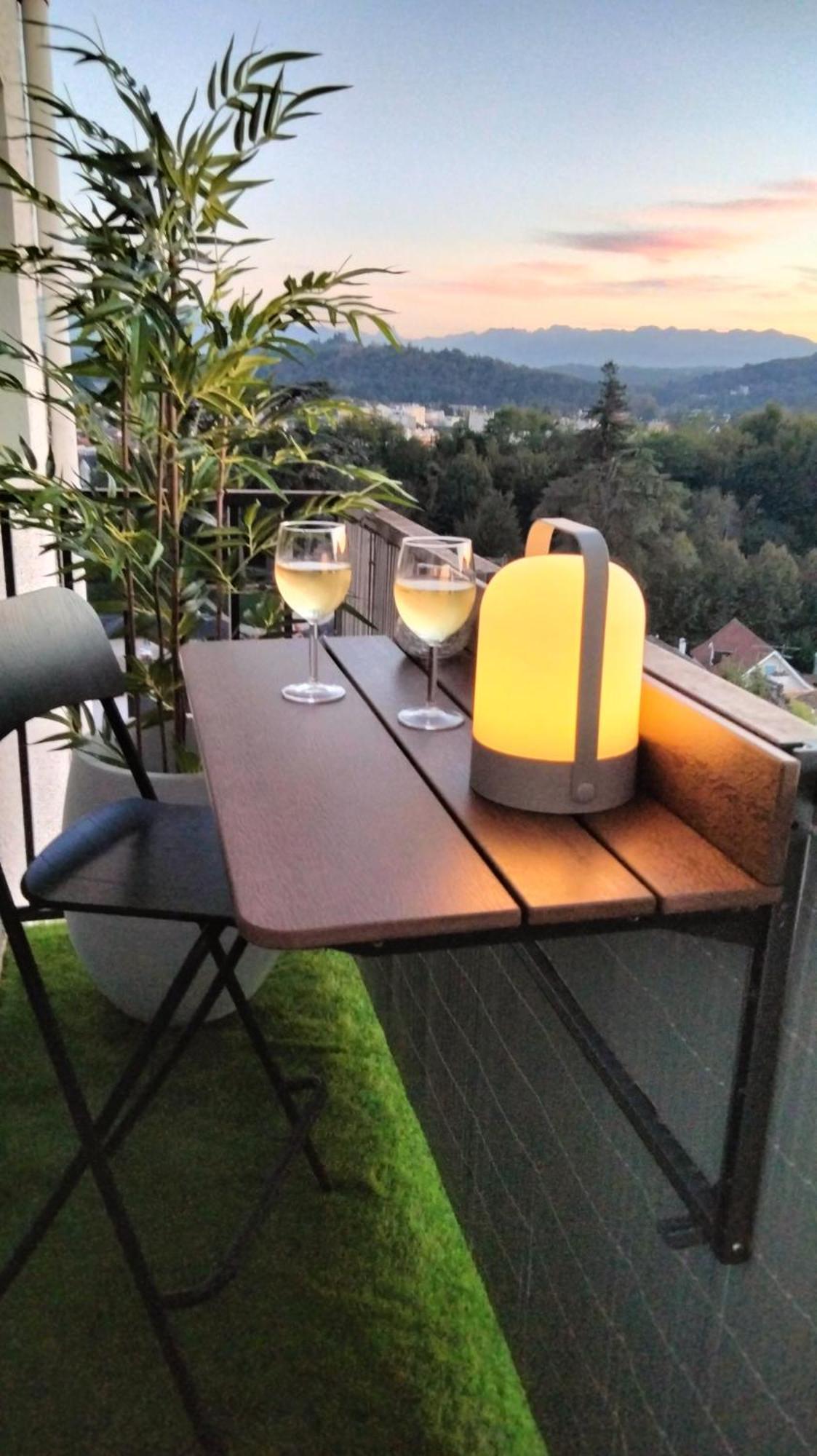Appartement По Экстерьер фото